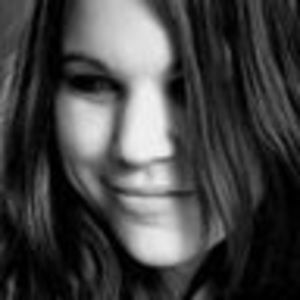 Meet your Posher, Alicia